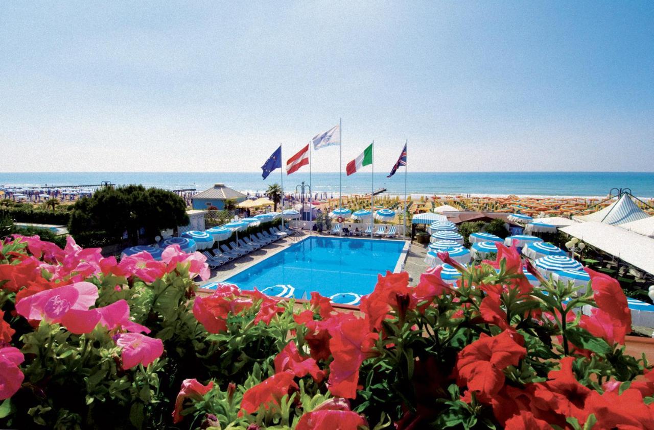 Hotel Monaco&Quisisana Lido di Jesolo Exterior foto